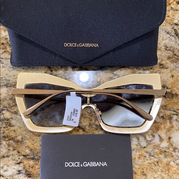 NEW, AUTHENTIC DOLCE & GABBANA DG2224 LOGO PLAQUE - Picture 5 of 8